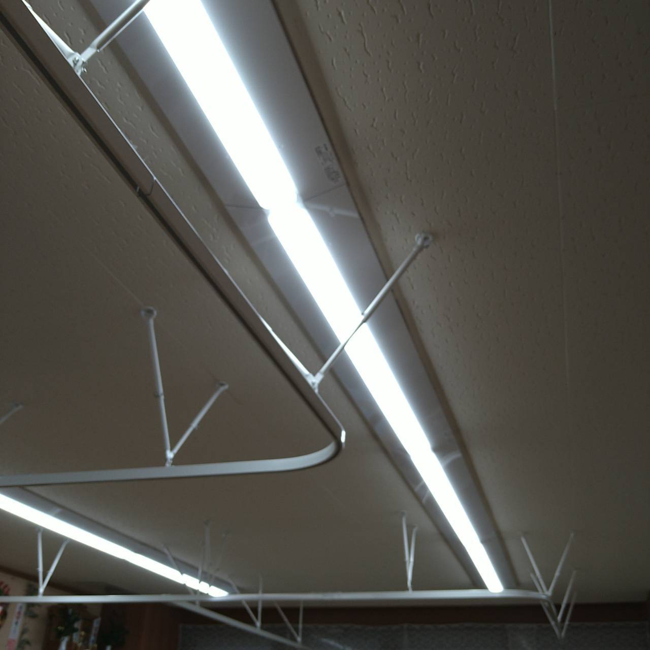 すこやか治療院の照明（LED）の写真02